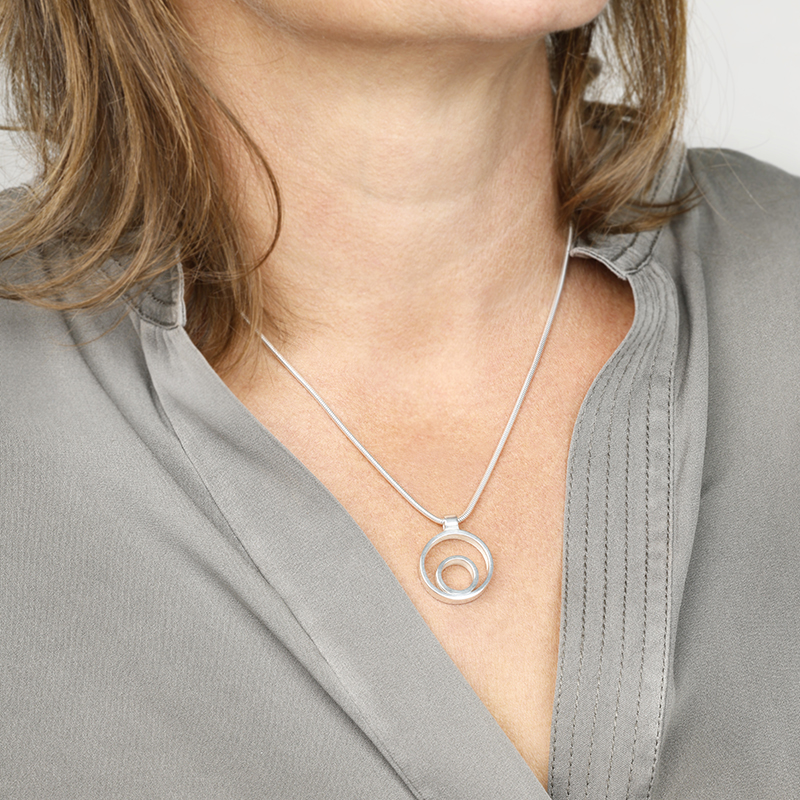 circles small silver pendant