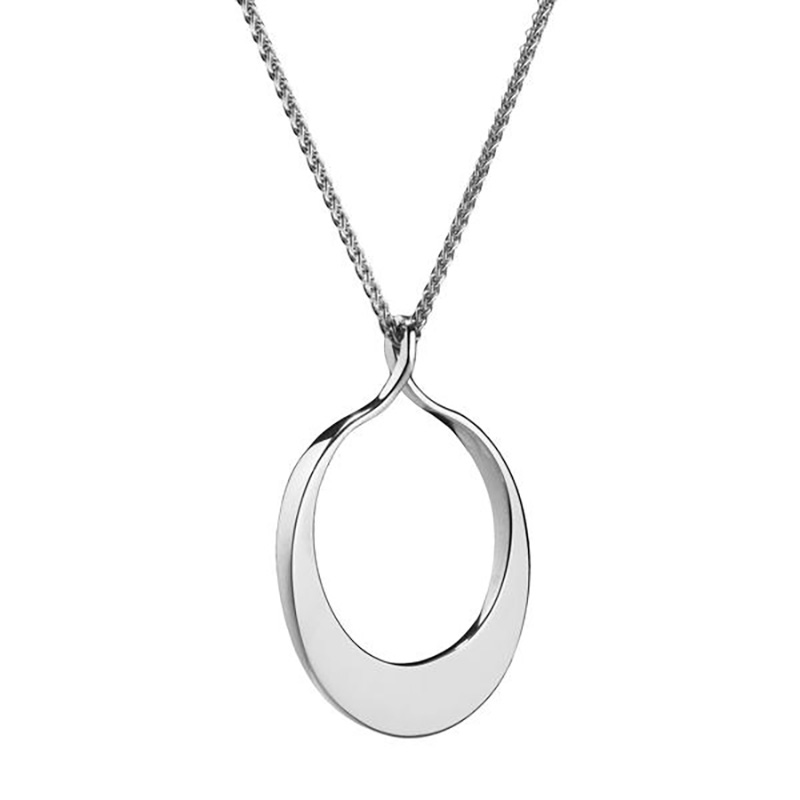 Circle of dreams medium silver pendant