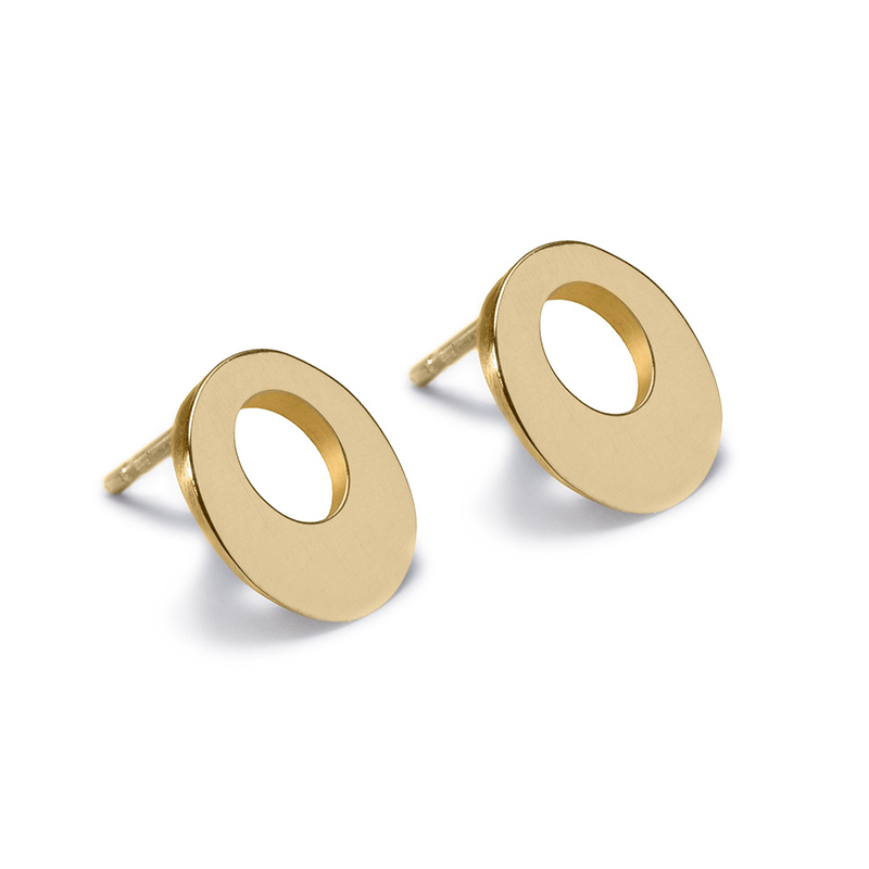 Circle of dreams gold stud earrings