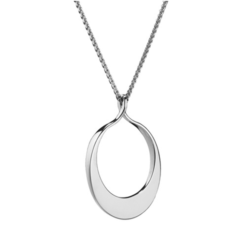 Circle of dreams small silver pendant