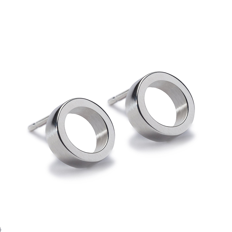 Circles silver stud earrings