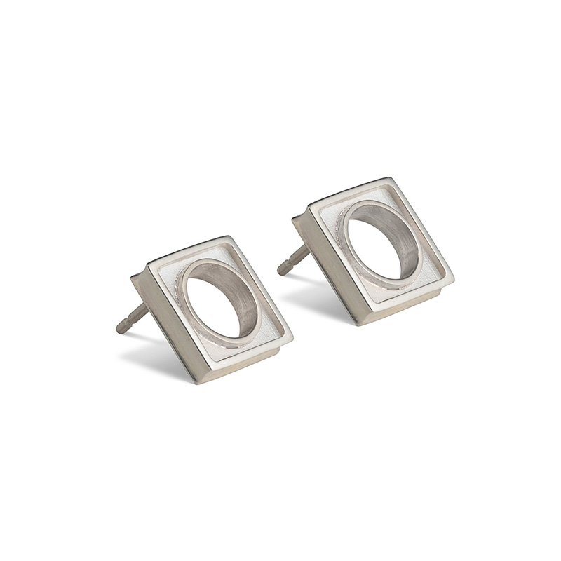 horizon silver stud earring